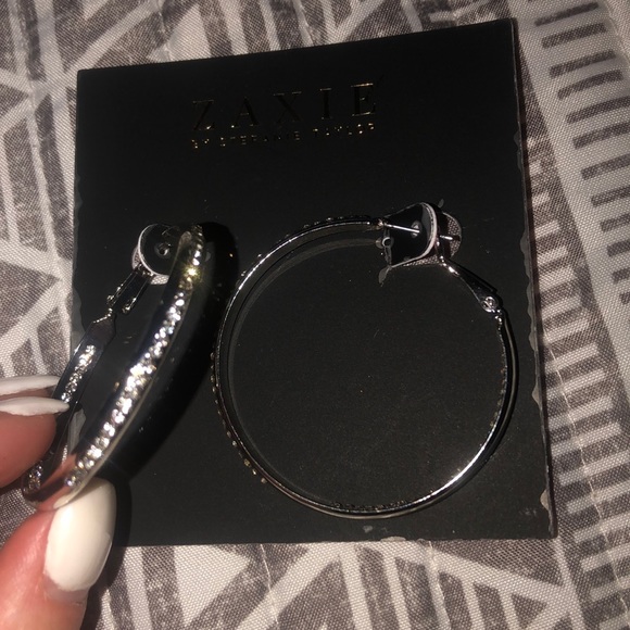 Ear rings - Picture 1 of 3